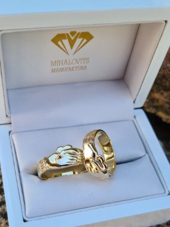 gold ring pair