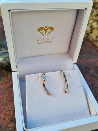 tulip earring