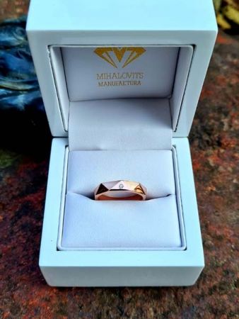 petras gold engagemen ring