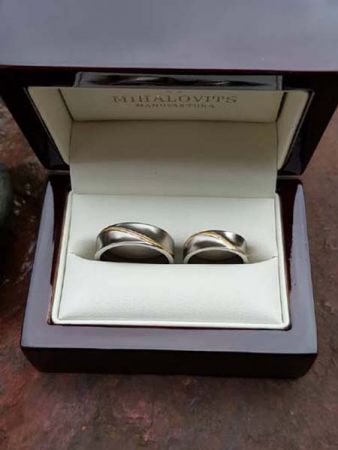 rebeka and andrass titanium wedding rings