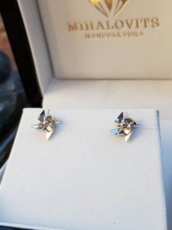 sterling earring with windr